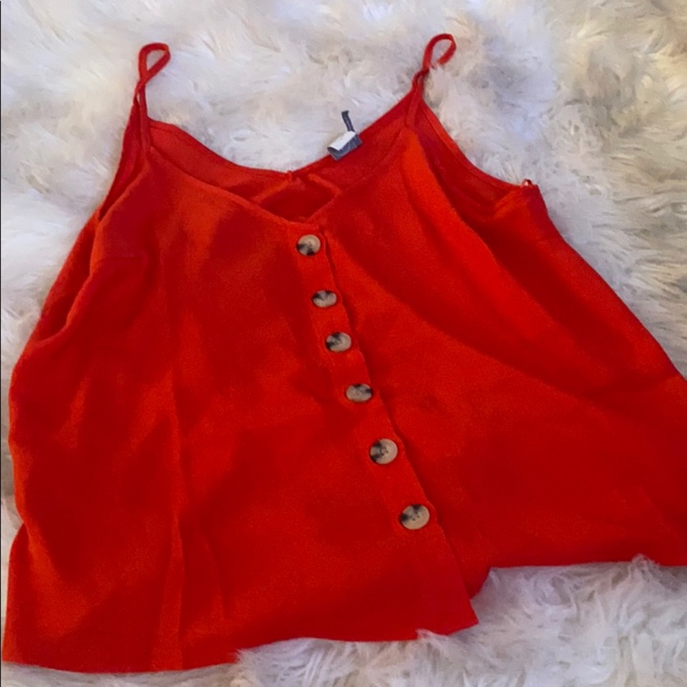 Red tank